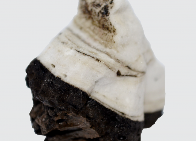 Restingolita (xenopumita). Roca efusiva. La Restinga, El Hierro.