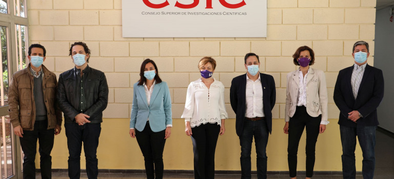 Visita de la rectora de la ULL al IPNA-CSIC